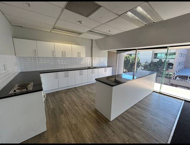 387M² OFFICE TO LET IN SANDTON CENTRAL